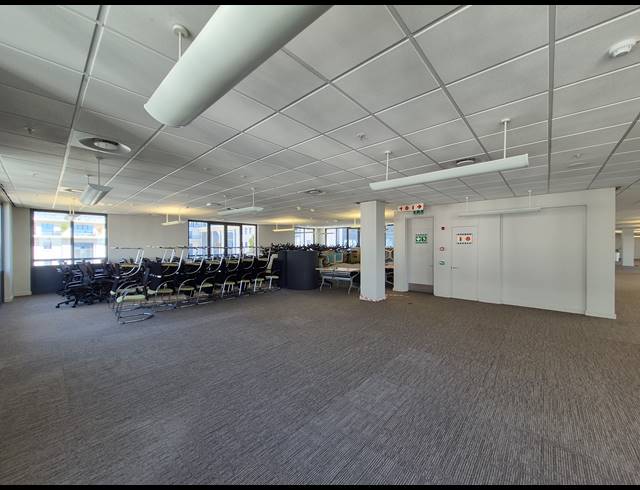 1,563M² OFFICE TO LET IN SANDTON CENTRAL